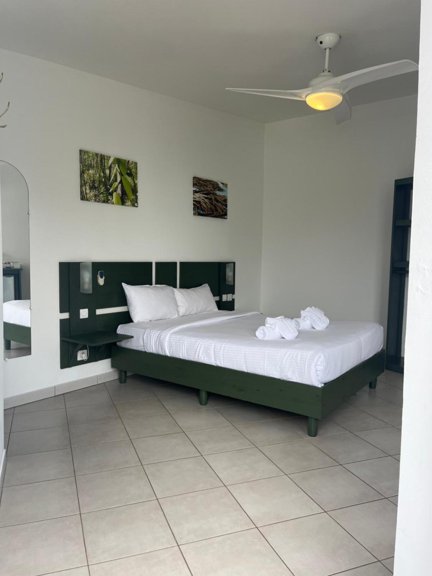Hotel Les Embruns Du Baril Saint-Philippe Dış mekan fotoğraf